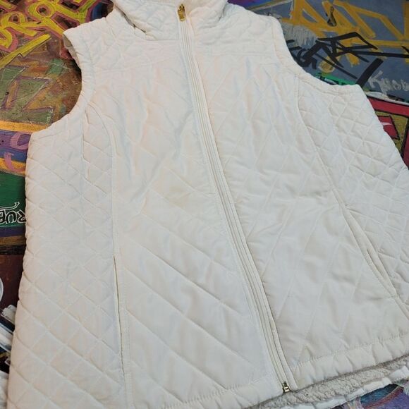 Lands' End quilted white sherpa-lined vest, size large/xl, puffer style zip up - Picture 2 of 8